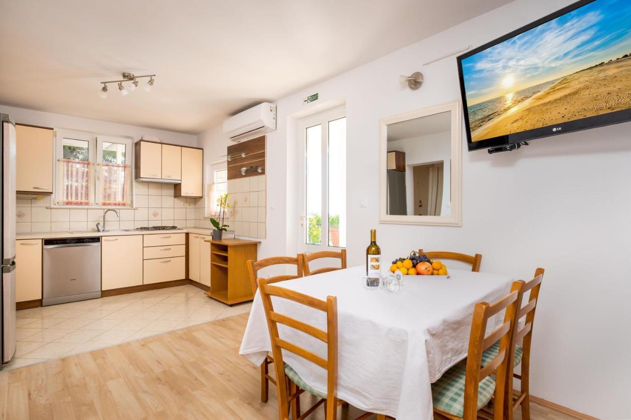 Apartments Katica مْليني المظهر الخارجي الصورة